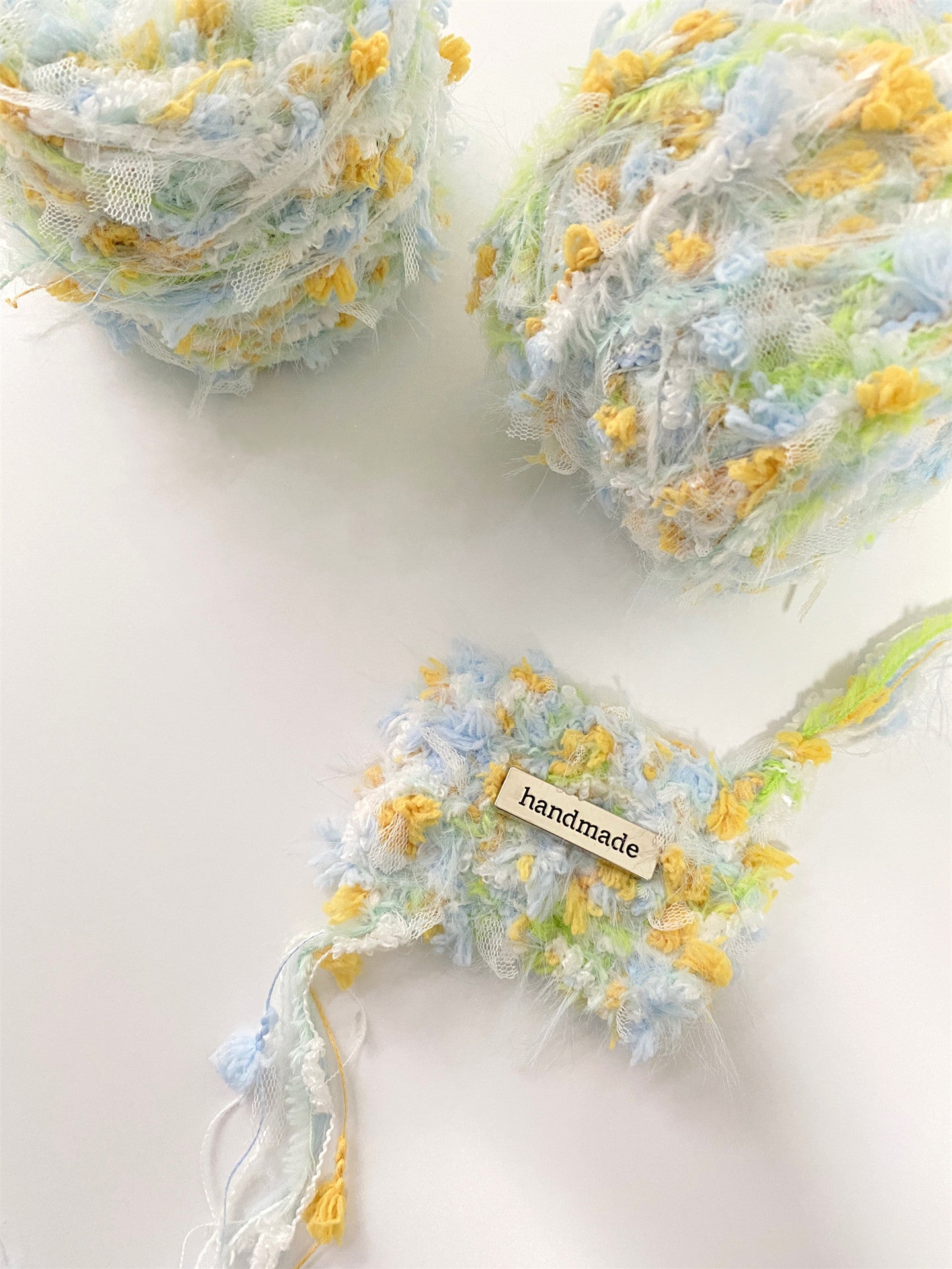 Close up texture of Daisy Chain soft floral textured yarn